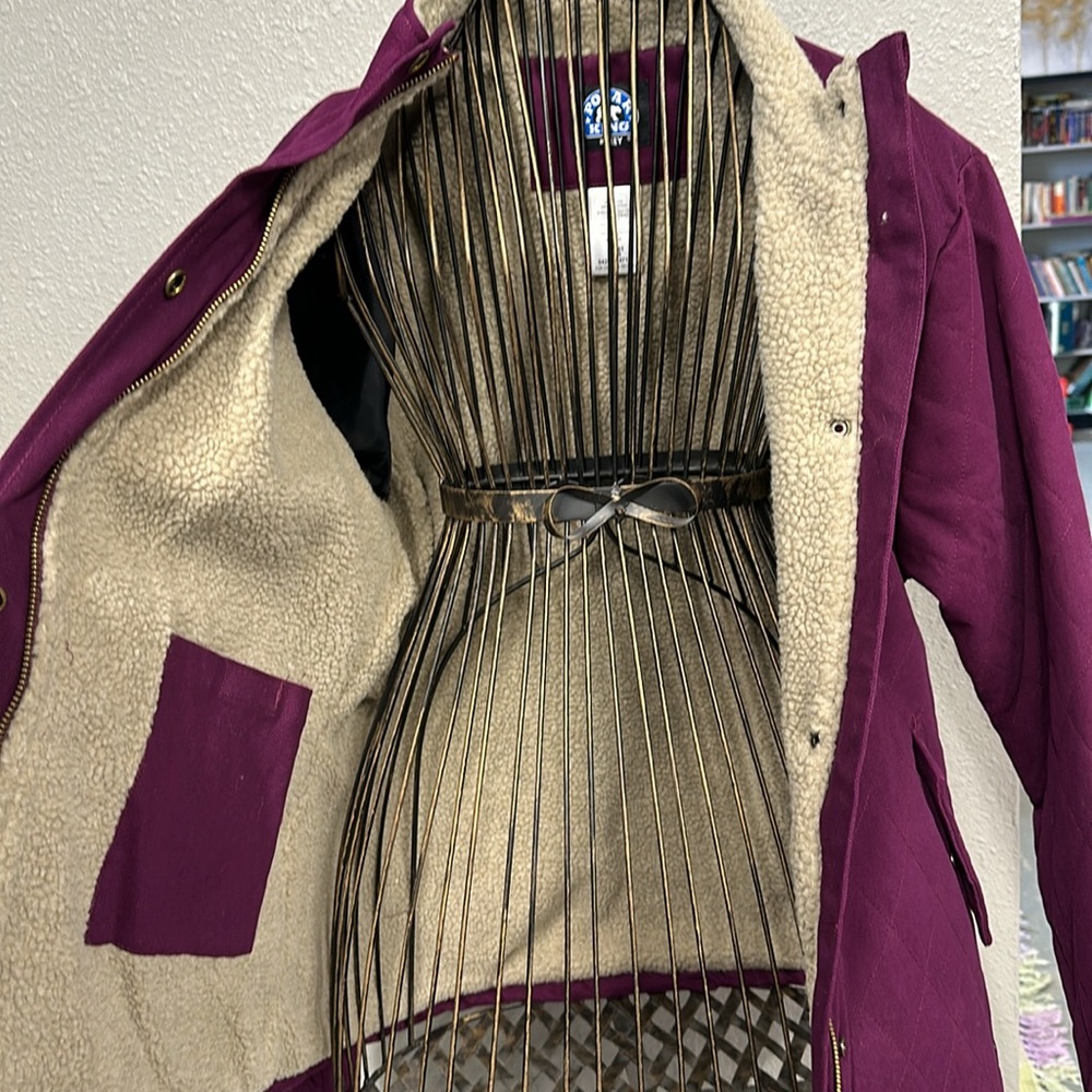 New Key Jacket - Picture 9 of 10